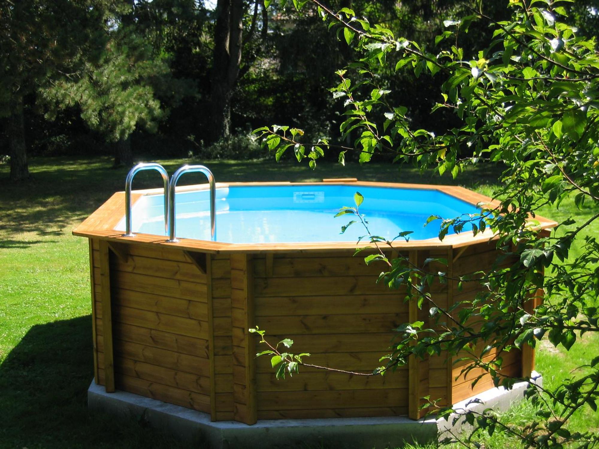 Le Canard Au Parapluie Rouge Bed & Breakfast Célon Екстериор снимка